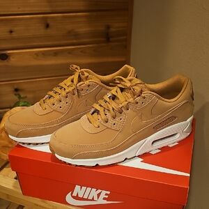 Mens Like New Nike Air Max 90